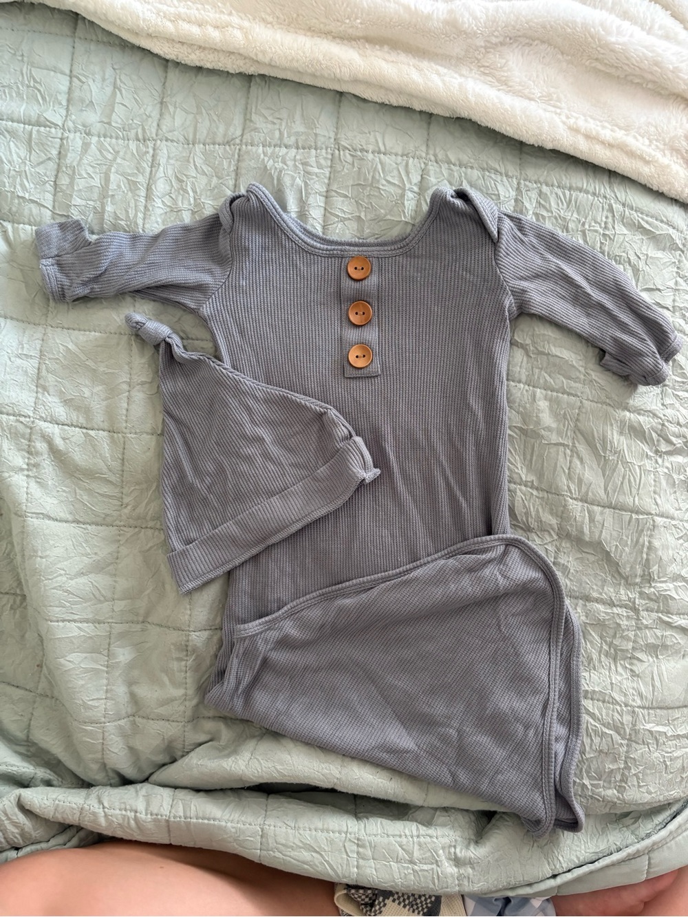 Caden Lane Ribbed Baby Sleep Gown Set - Light Gray